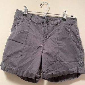 Grey shorts